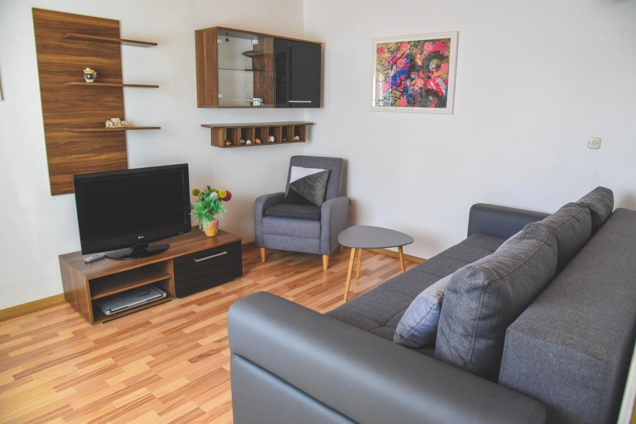 Bugenvilija Apartment 시베니크 외부 사진