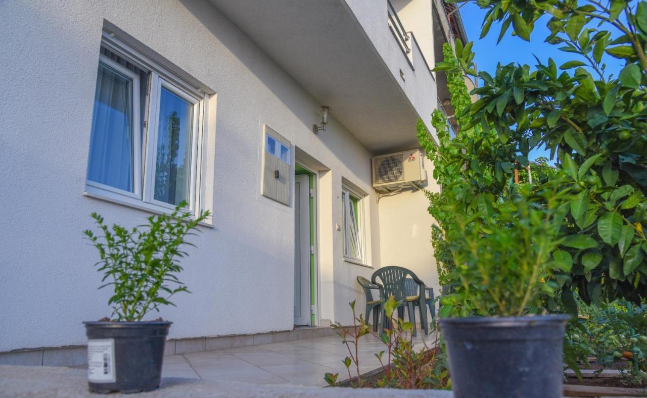 Bugenvilija Apartment 시베니크 외부 사진