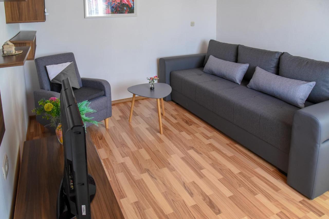 Bugenvilija Apartment 시베니크 외부 사진
