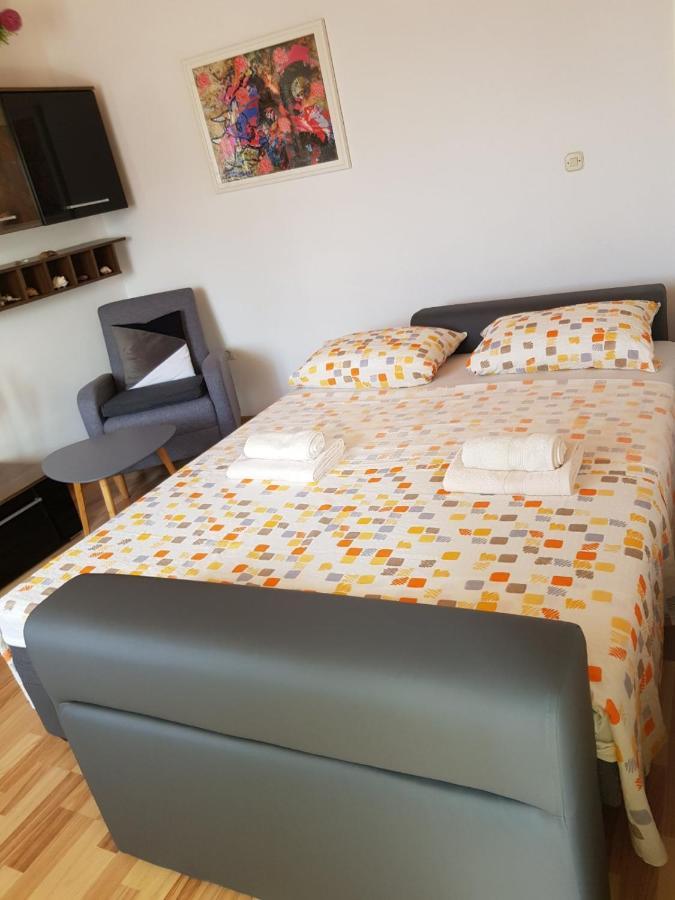 Bugenvilija Apartment 시베니크 외부 사진