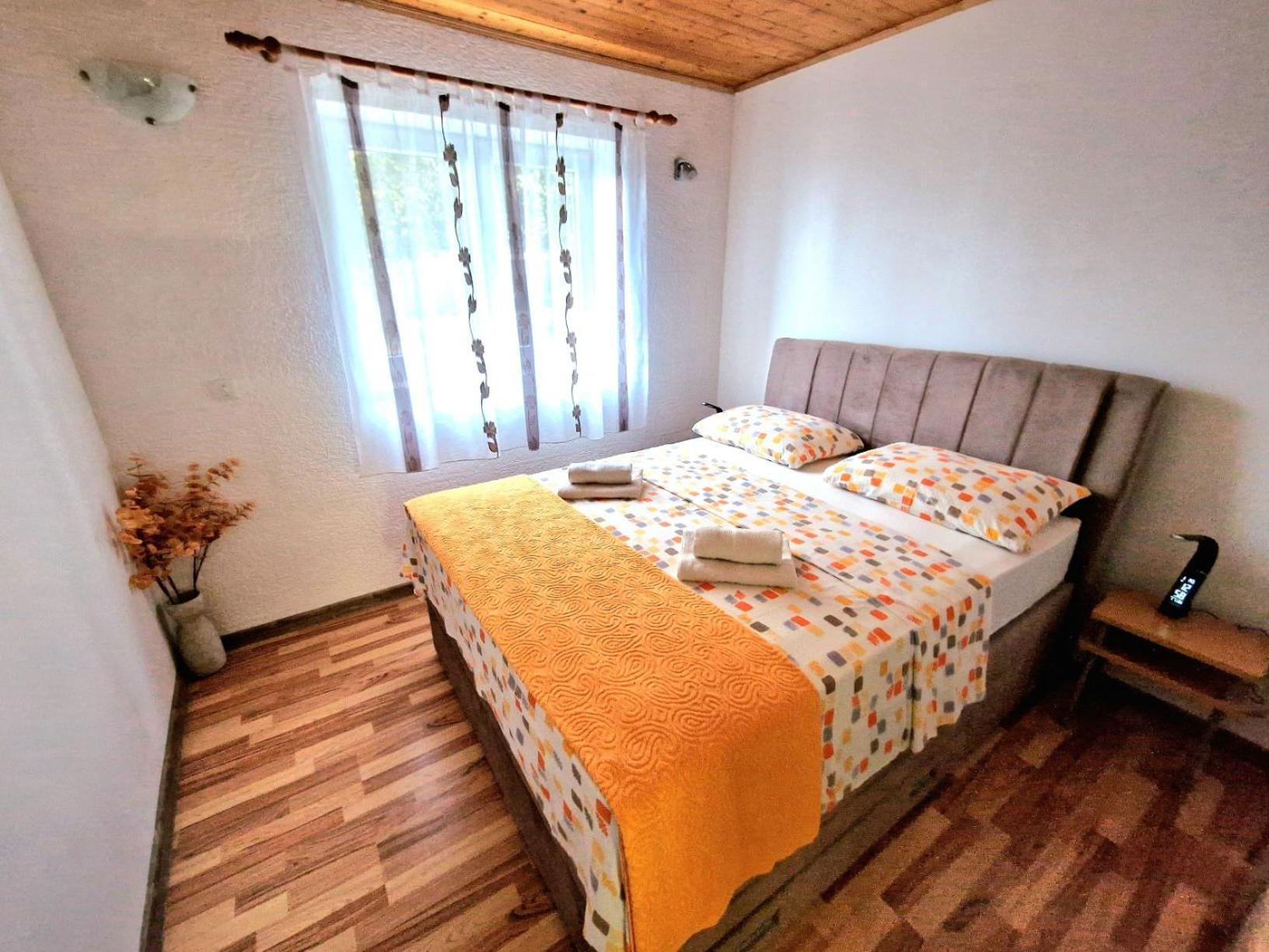 Bugenvilija Apartment 시베니크 외부 사진